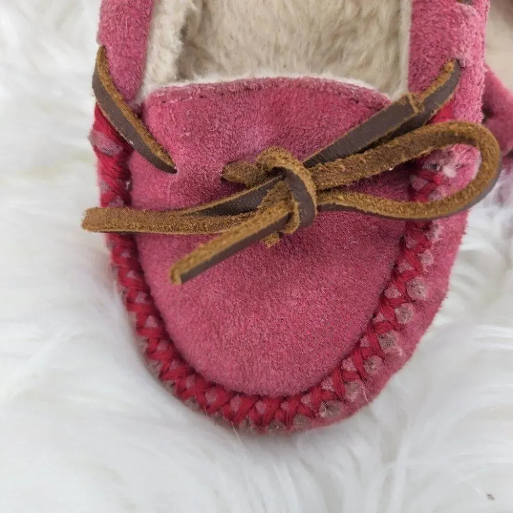 MINNETONKA Pink Moccasins Girls Size 3